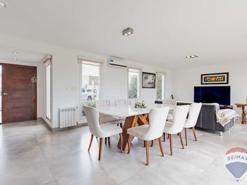 Casa a la venta en Lomas de City Bell