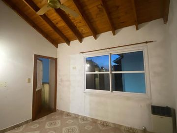 VENTA CASA DUPLEX, BERAZATEGUI