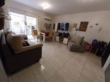 2 AMBIENTES  SUITE VEST BAÑO Y TOIL CON GRAN PATIO