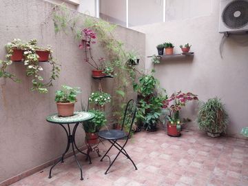 2 AMBIENTES  SUITE VEST BAÑO Y TOIL CON GRAN PATIO