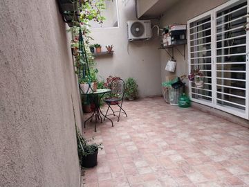 2 AMBIENTES  SUITE VEST BAÑO Y TOIL CON GRAN PATIO