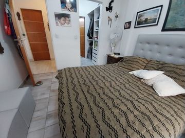 2 AMBIENTES  SUITE VEST BAÑO Y TOIL CON GRAN PATIO