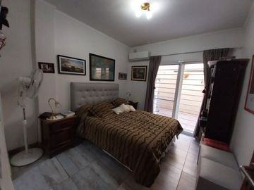 2 AMBIENTES  SUITE VEST BAÑO Y TOIL CON GRAN PATIO