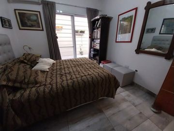 2 AMBIENTES  SUITE VEST BAÑO Y TOIL CON GRAN PATIO