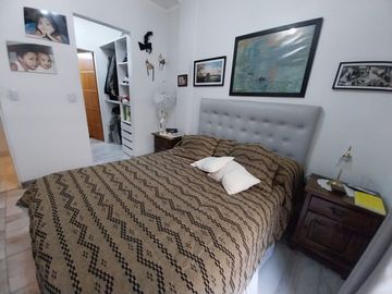 2 AMBIENTES  SUITE VEST BAÑO Y TOIL CON GRAN PATIO