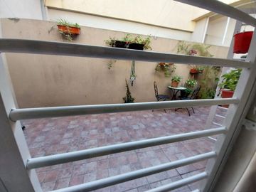 2 AMBIENTES  SUITE VEST BAÑO Y TOIL CON GRAN PATIO