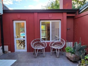 VENTA CASA DE 5 AMBIENTES JARDIN/PISCINA ESCOBAR