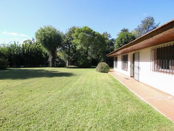 VENTA CASA 3 AMB PARQUE PILETA QUINCHO BOSQUE REAL