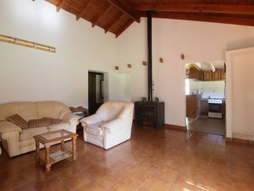 VENTA CASA 3 AMB PARQUE PILETA QUINCHO BOSQUE REAL