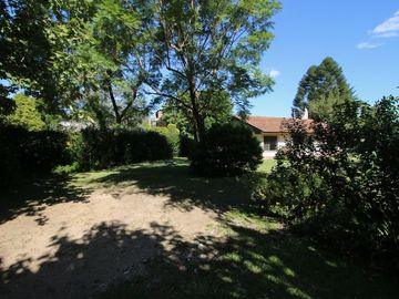 VENTA CASA 3 AMB PARQUE PILETA QUINCHO BOSQUE REAL