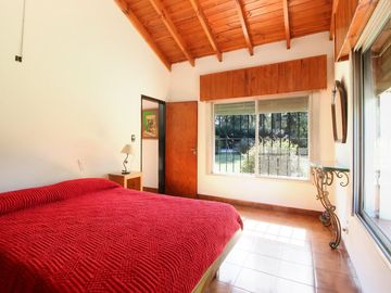 VENTA CASA 3 AMB PARQUE PILETA QUINCHO BOSQUE REAL