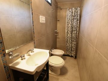 VENTA CASA 3 AMB PARQUE PILETA QUINCHO BOSQUE REAL