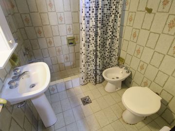 VENTA CASA 3 AMB PARQUE PILETA QUINCHO BOSQUE REAL