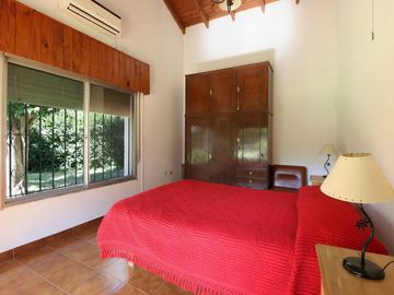 VENTA CASA 3 AMB PARQUE PILETA QUINCHO BOSQUE REAL