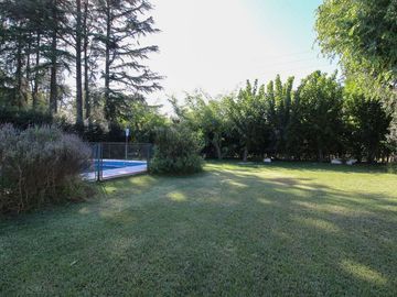 VENTA CASA 3 AMB PARQUE PILETA QUINCHO BOSQUE REAL
