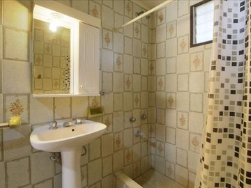 VENTA CASA 3 AMB PARQUE PILETA QUINCHO BOSQUE REAL
