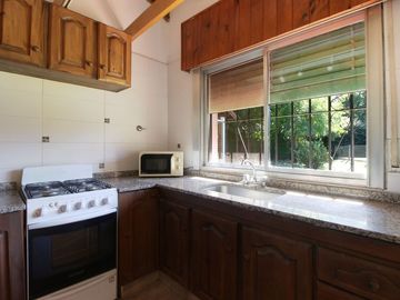 VENTA CASA 3 AMB PARQUE PILETA QUINCHO BOSQUE REAL