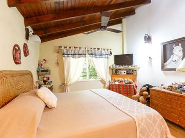 VENTA CASA MULTIFAMILIAR EN VILLA DEVOTO