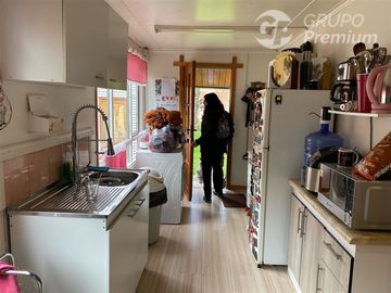Casa en Venta en CENTRO DE NATALES, FRENTE A BUS SUR
