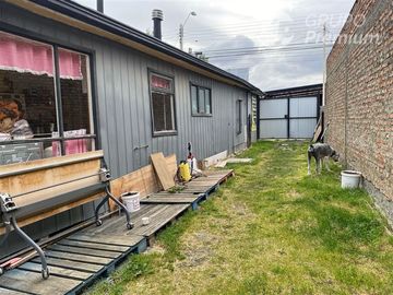 Casa en Venta en CENTRO DE NATALES, FRENTE A BUS SUR