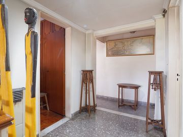 Venta casa 5 amb. Monte Castro Patio Terraza Coch.