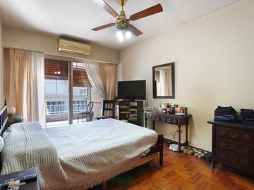 Venta casa 5 amb. Monte Castro Patio Terraza Coch.