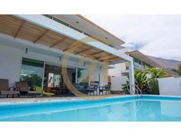 amplia y luminosa casa en venta
