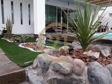 amplia y luminosa casa en venta