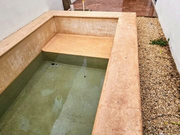 Casa/ Venta 2 plantas con habitación planta baja en las Américas, Mérida