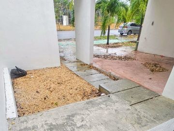 Casa/ Venta 2 plantas con habitación planta baja en las Américas, Mérida
