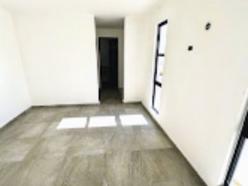Casa/ Venta 2 plantas con habitación planta baja en las Américas, Mérida