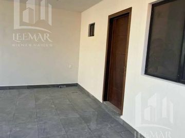 Casa Nueva en Venta en Col. Las Americas