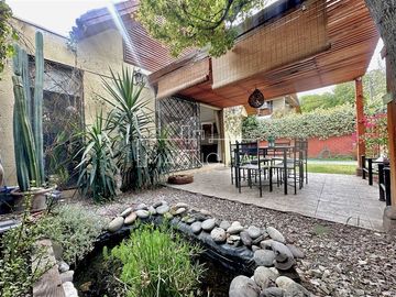 Casa en Venta en TREMENDA OPORTUNIDAD PARA REMODELAR