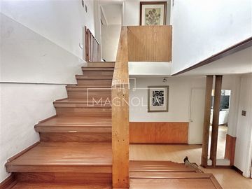 Casa en Venta en TREMENDA OPORTUNIDAD PARA REMODELAR