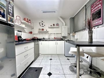 Casa en Venta en TREMENDA OPORTUNIDAD PARA REMODELAR