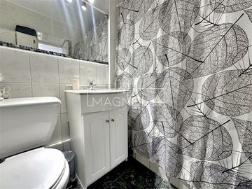 Casa en Venta en TREMENDA OPORTUNIDAD PARA REMODELAR