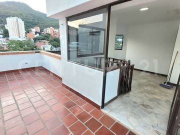 VENDO APARTAMENTO GRANADA NORTE DE CALI PENTH HOUSE DUPLEX