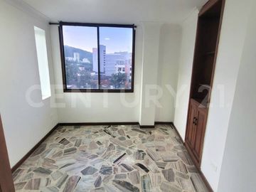 VENDO APARTAMENTO GRANADA NORTE DE CALI PENTH HOUSE DUPLEX