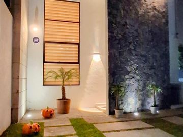 CASA SEMINUEVA EN PRIVADA EXCLUSIVA EN ALVENTO HABITAT