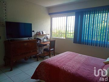 CASA EN VENTA ZONA DORADA, CUERNAVACA, MOR.