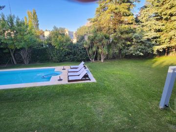 Casa en  El Lauquen