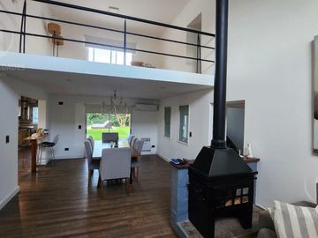 Casa en  El Lauquen