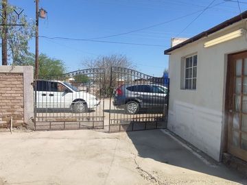 SE VENDE casa en la Col El Paraiso Mexicali