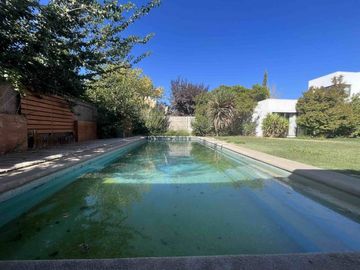 SE VENDE CASA - CONDOMINIO EL GOLF RINCONADA