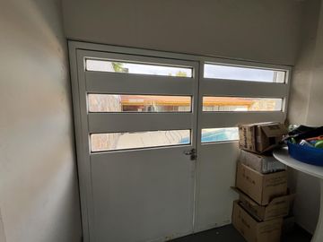 Venta casa 5 dorm Santa Genoveva c/ quincho y pileta