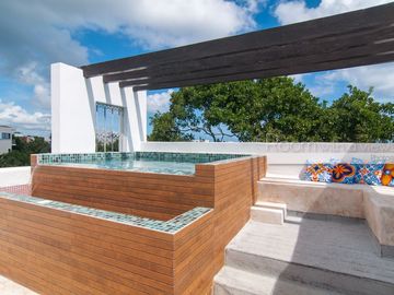 Kin Ha Penthouse