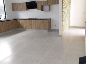 Se Vende Casa en Bio Grand Juriquilla, 3 Niveles, Roof Garden, de Lujo !!