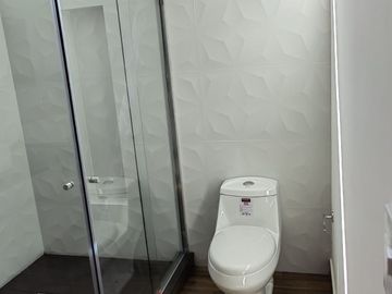 Se Vende Casa en Bio Grand Juriquilla, 3 Niveles, Roof Garden, de Lujo !!
