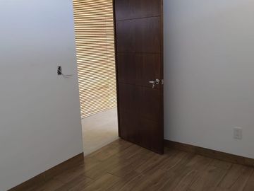Se Vende Casa en Bio Grand Juriquilla, 3 Niveles, Roof Garden, de Lujo !!