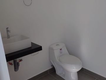 Se Vende Casa en Bio Grand Juriquilla, 3 Niveles, Roof Garden, de Lujo !!